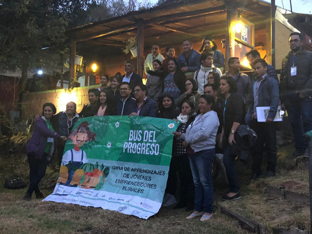 Culmina con éxito el Primer Bus del Progreso de la RENAJER