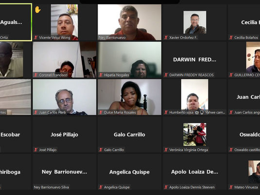 ¡AXC: SÍ POR LA PATRIA, NO A LA MAFIA!