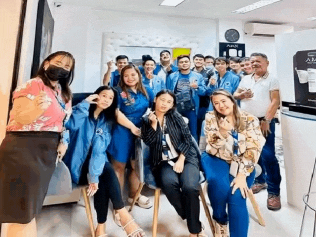 AA2000 Team Greeting