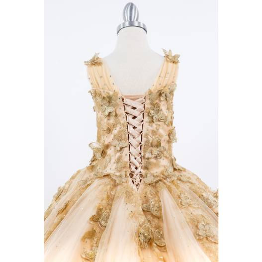 Thumbnail: WDC Gown CinCouture-8046