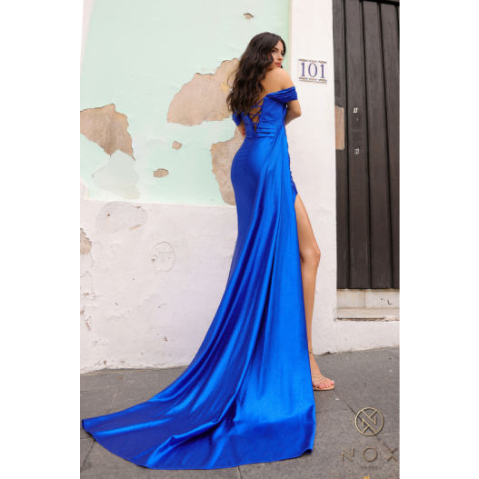 Thumbnail: WDC Gown NOX- E1451
