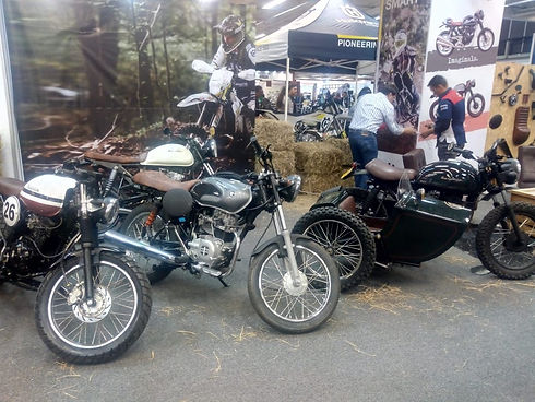 3 Cafe Racer.jpeg