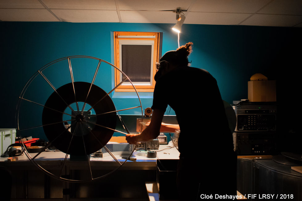 Cabine de projection du Concorde.