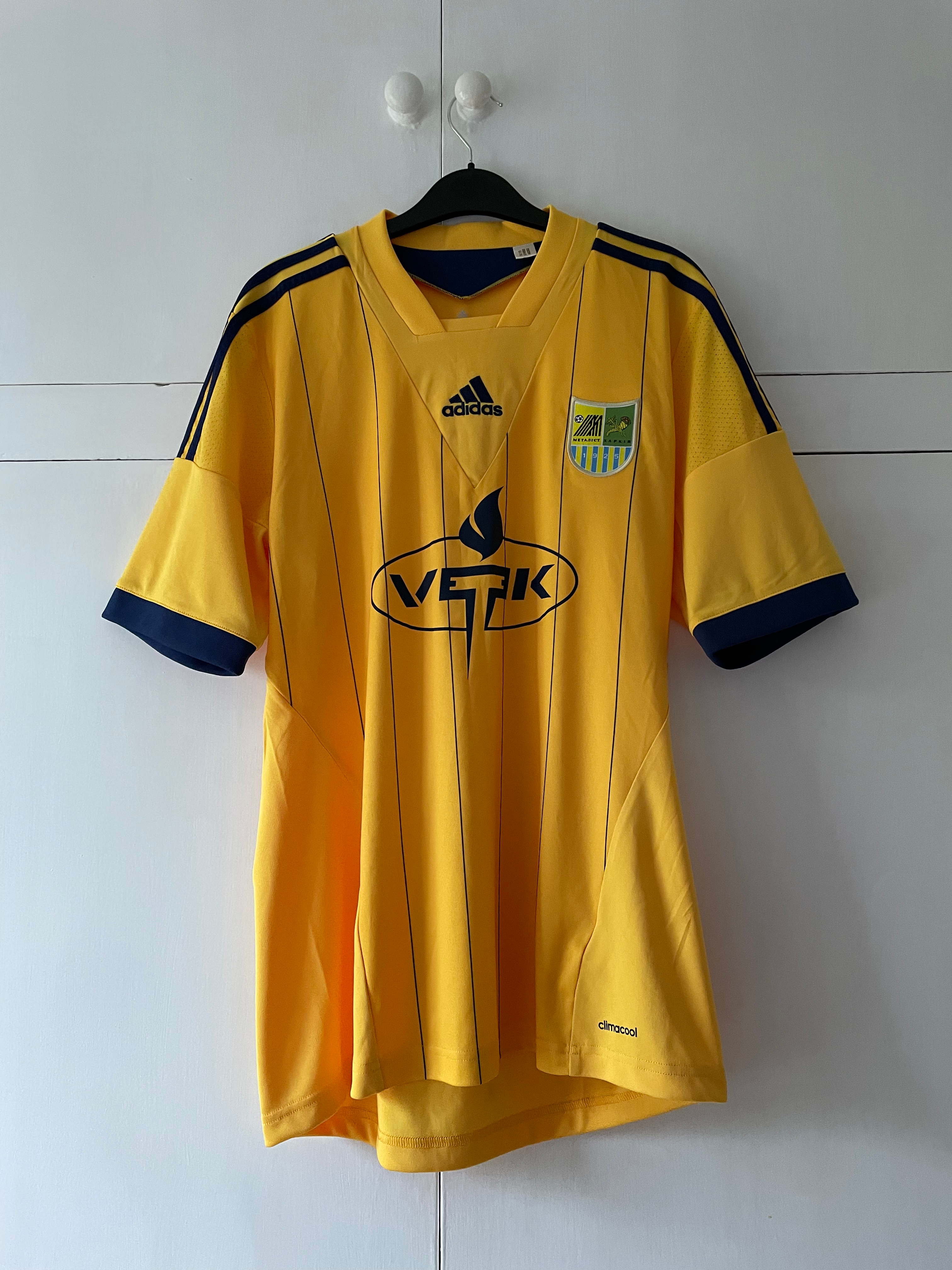 2013-14 Metalist Kharkiv Home Shirt (Excellent) M