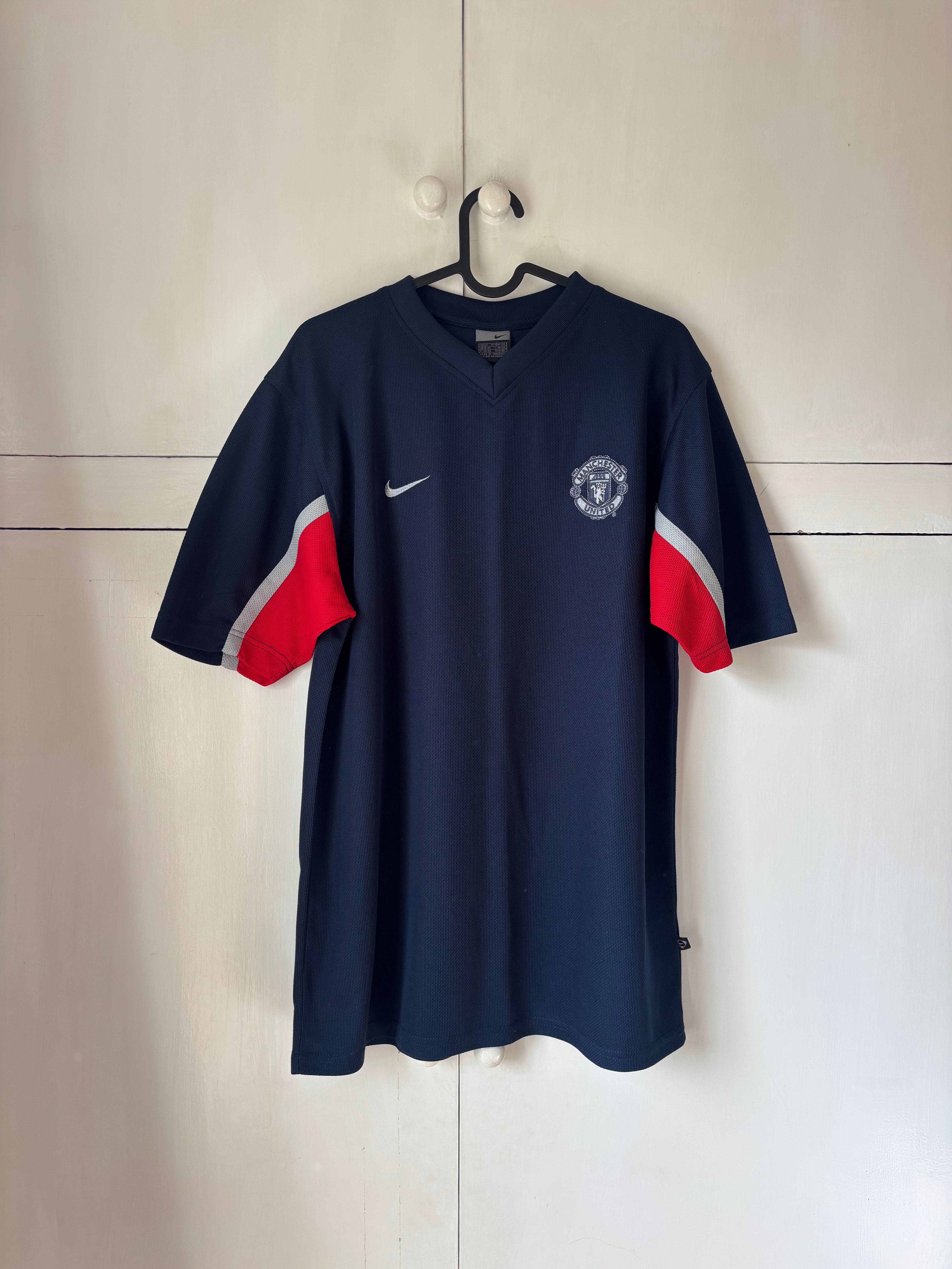 2002-03 Manchester United Nike Training Shirt (Excellent) M