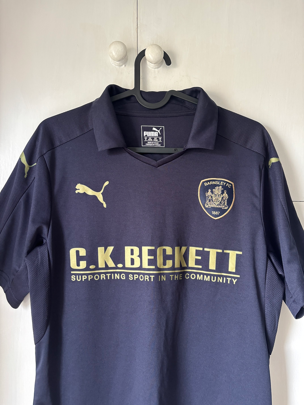 Thumbnail: 2016-17 Barnsley Away Shirt (Excellent) S