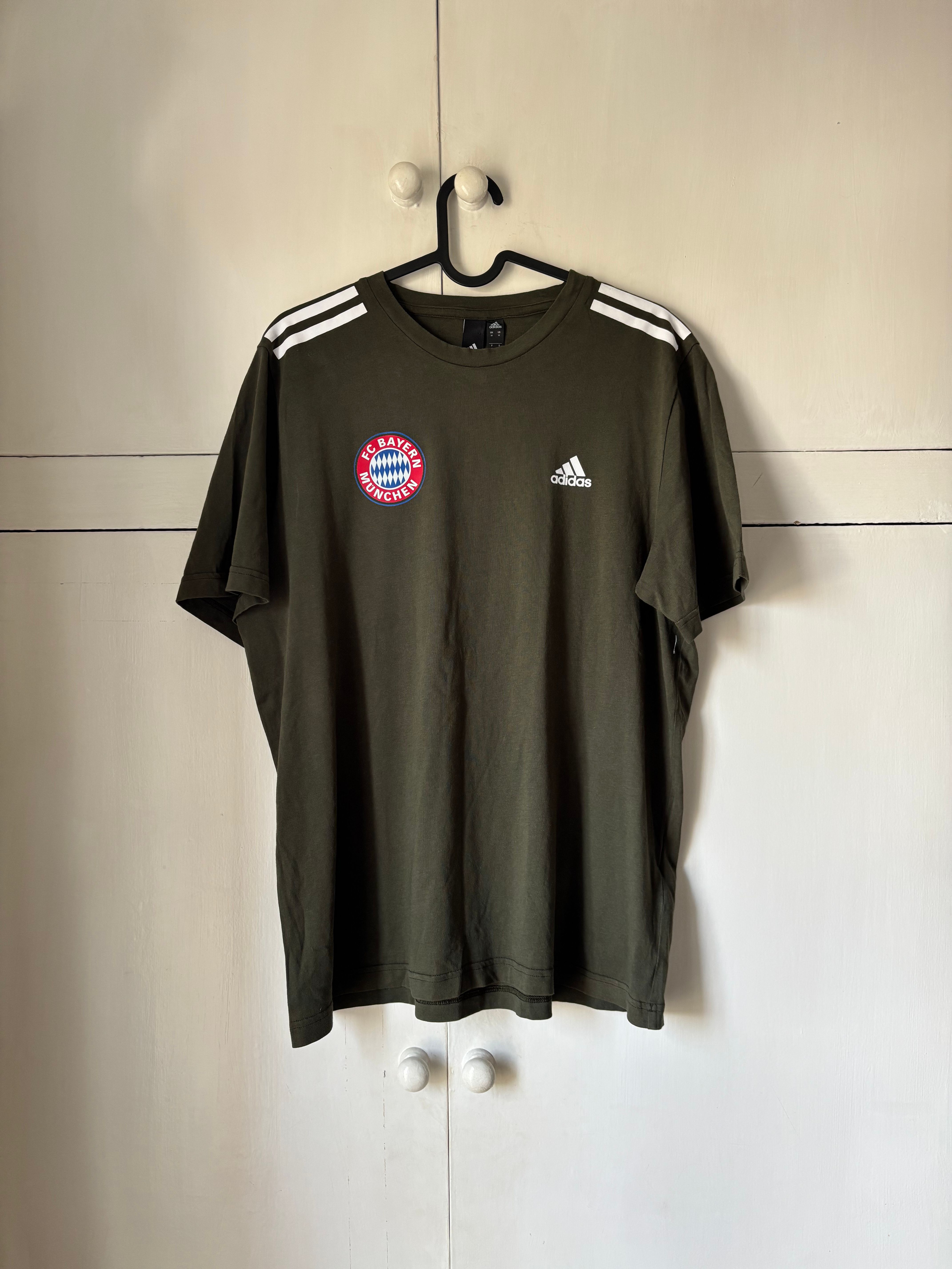 2010s Bayern Munich adidas T-Shirt (Excellent) M