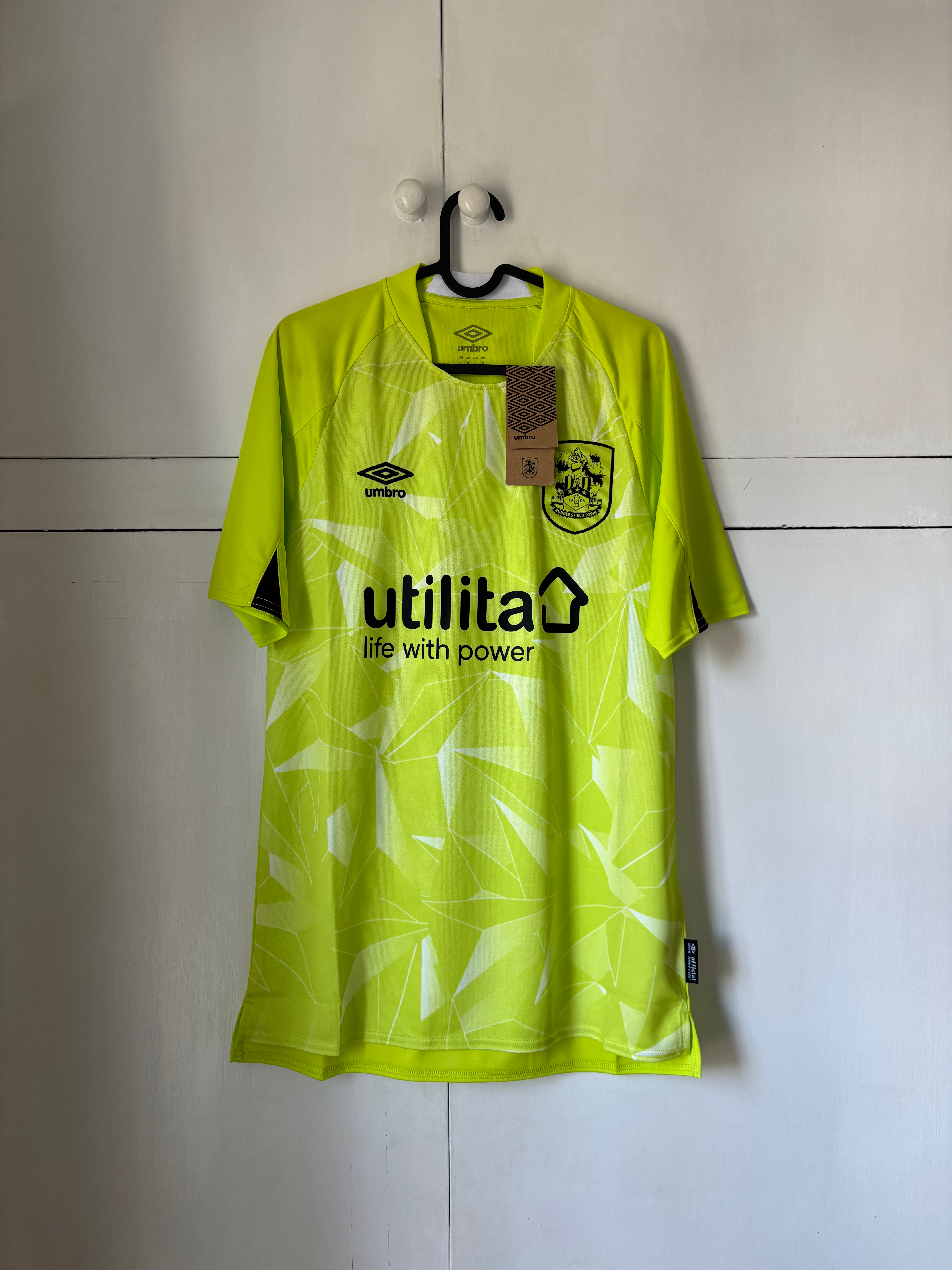 2023-24 Huddersfield Away Shirt *BNWT* M