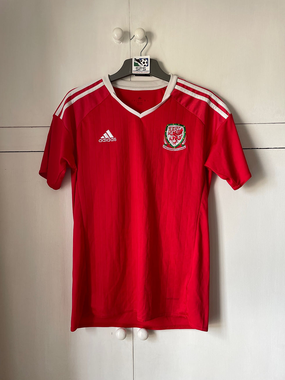 2016-17 Wales Home Shirt (Very Good) S
