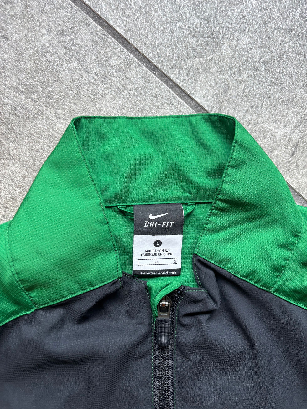 Thumbnail: 2000s Celtic Nike Training Jacket (Excellent) L