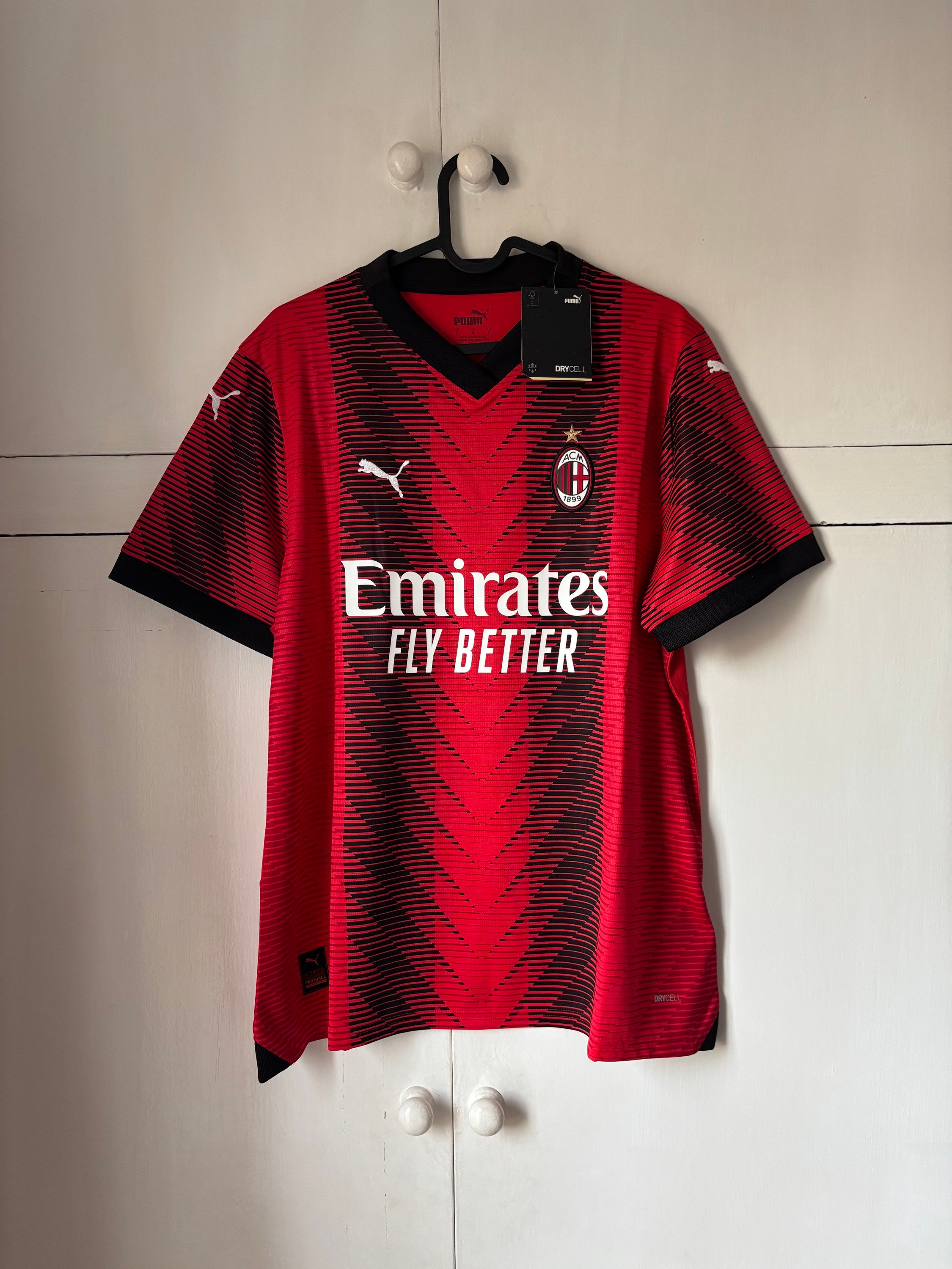 2023-24 AC Milan Home Shirt *BNWT* Ladies L