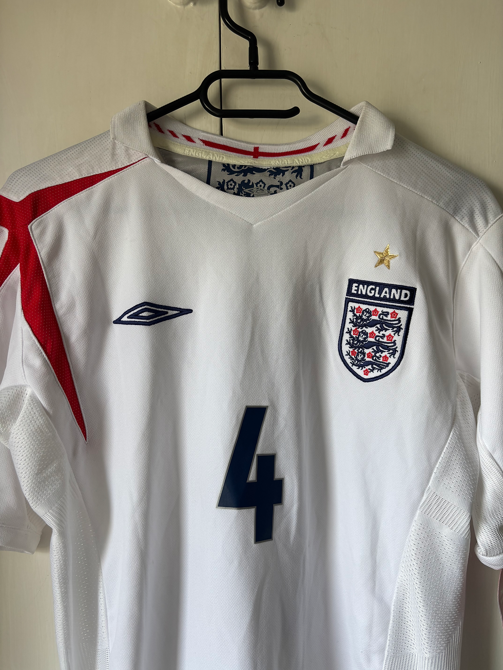 Thumbnail: 2005-07 England Home Shirt GERRARD #4 *BNWT* S