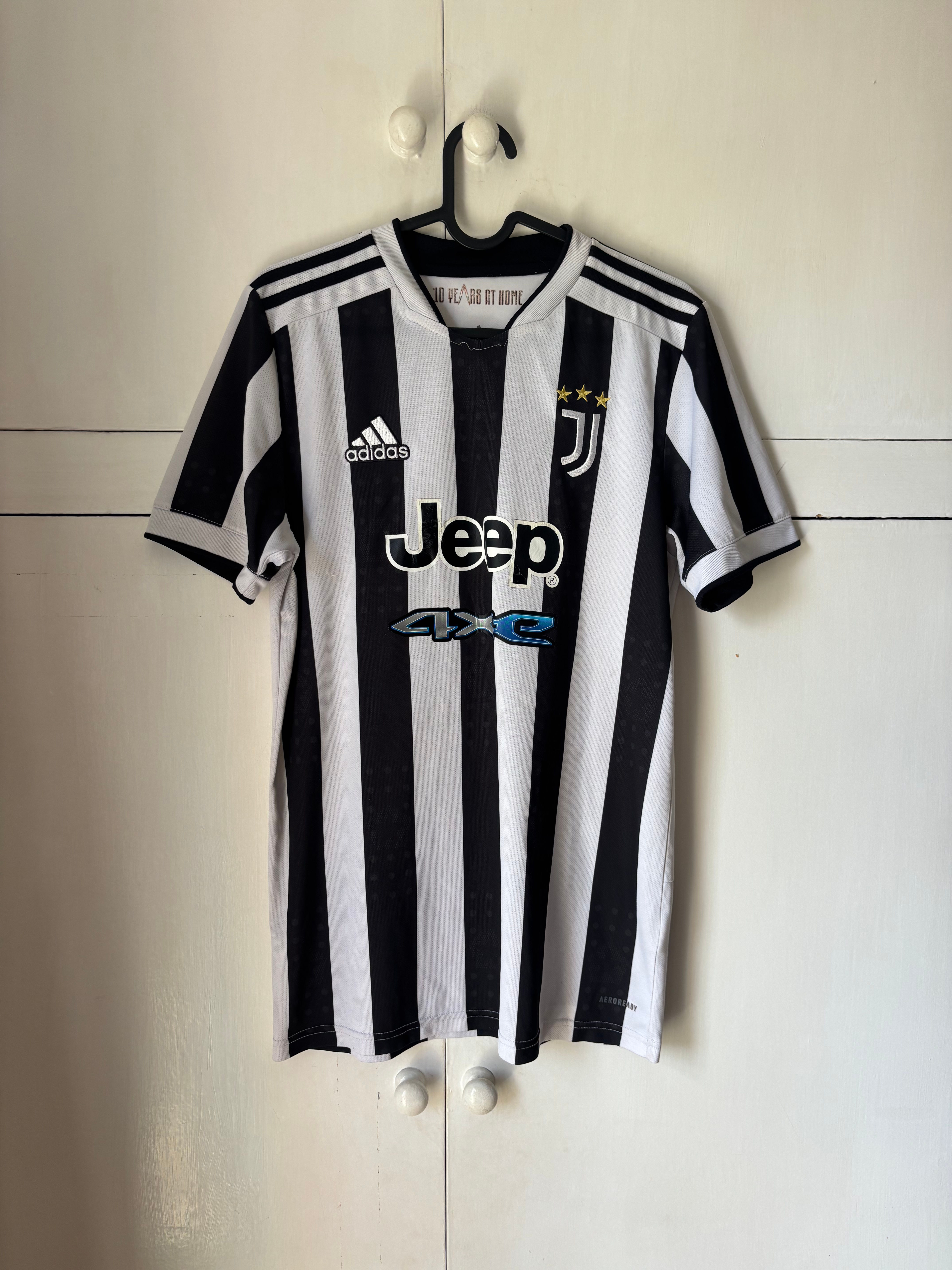 2021-22 Juventus Home Shirt (Very Good) S