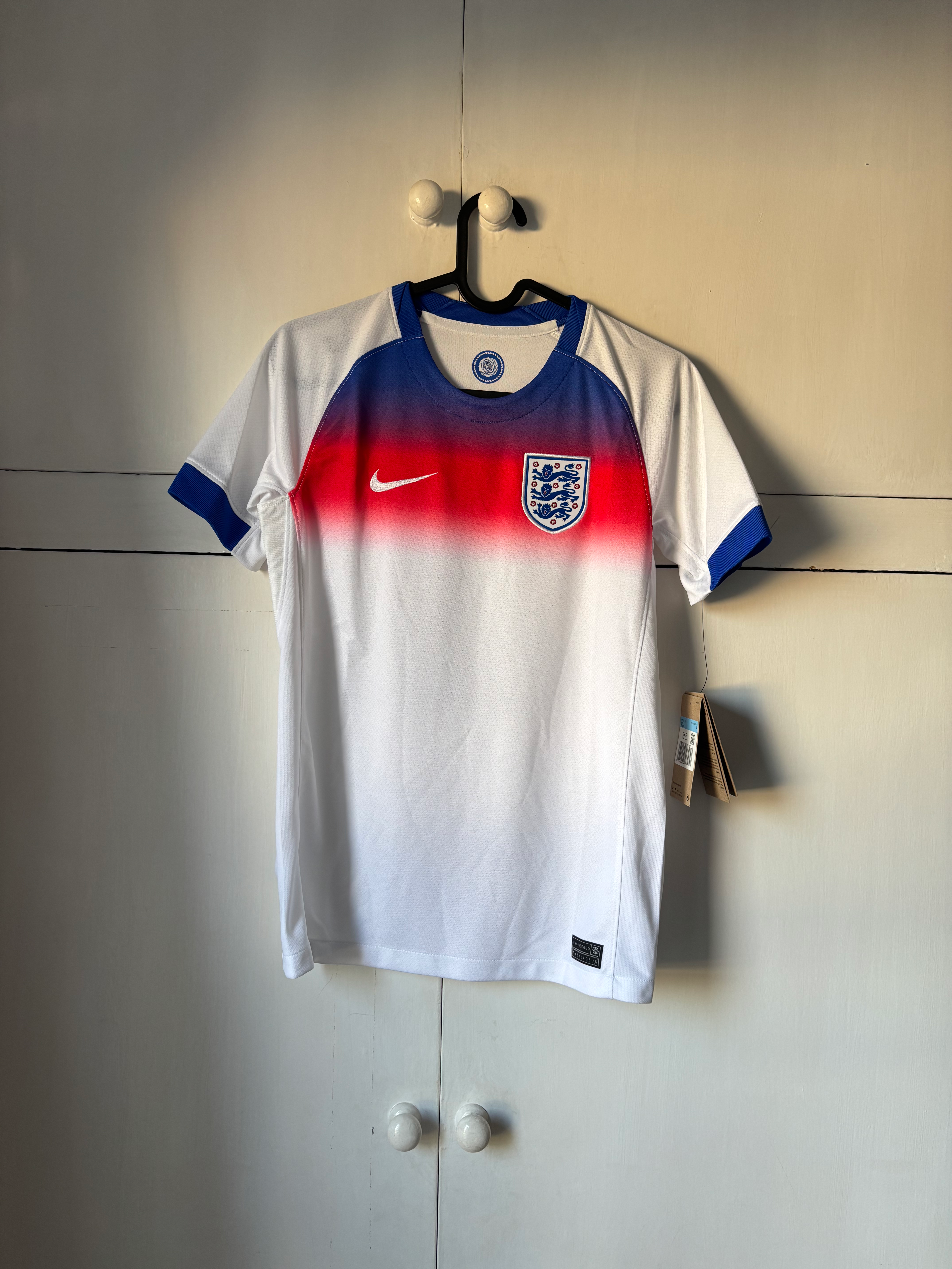 2025 England Home Shirt #11 *BNWT* Youth M