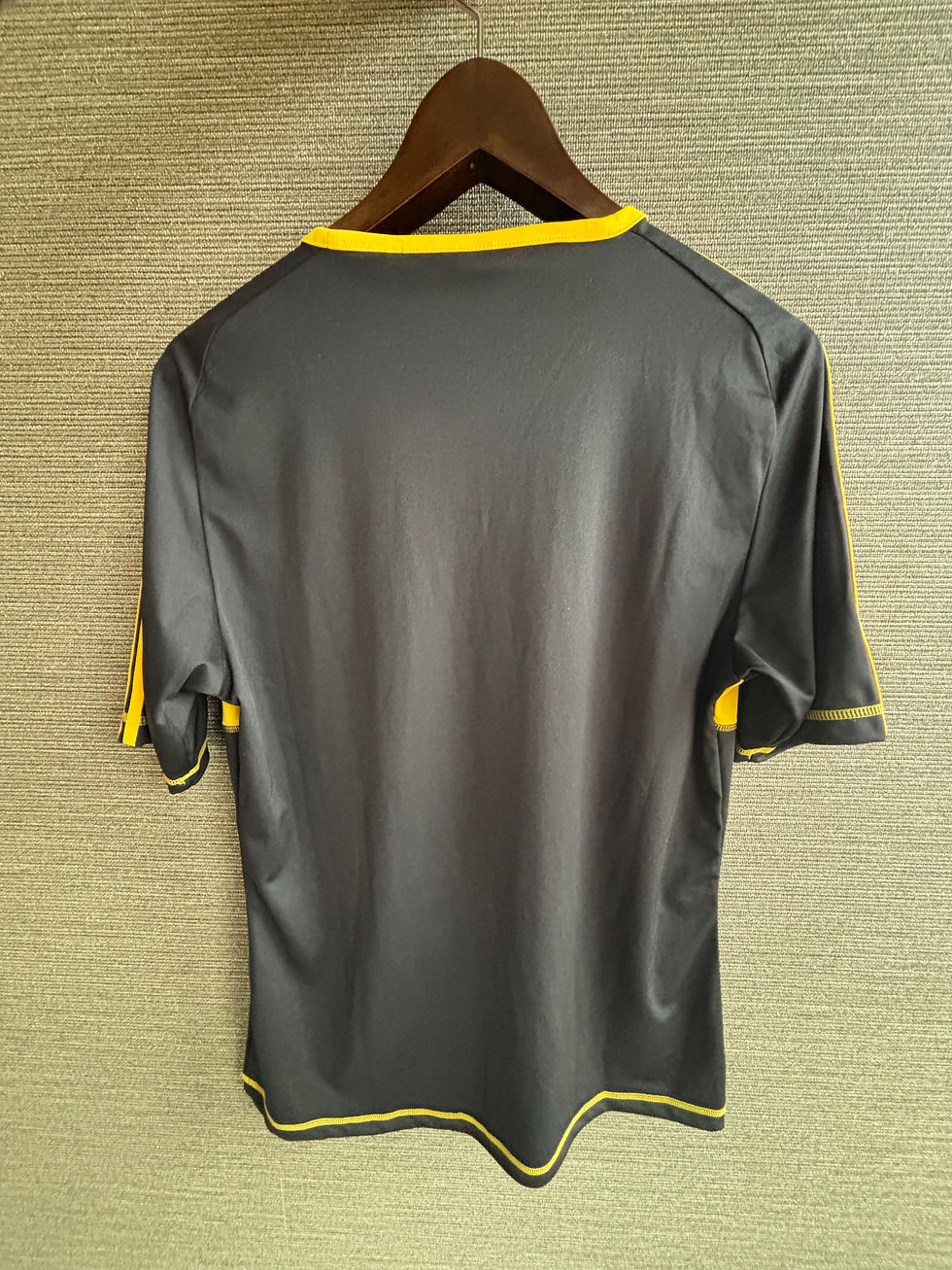 Thumbnail: 2010s Spain adidas Training Shirt (Excellent) S