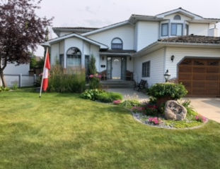 Front Yards in Bloom Contest