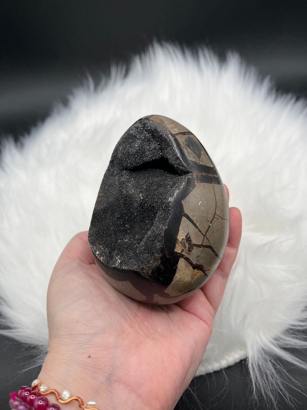 Thumbnail: Septarian egg 