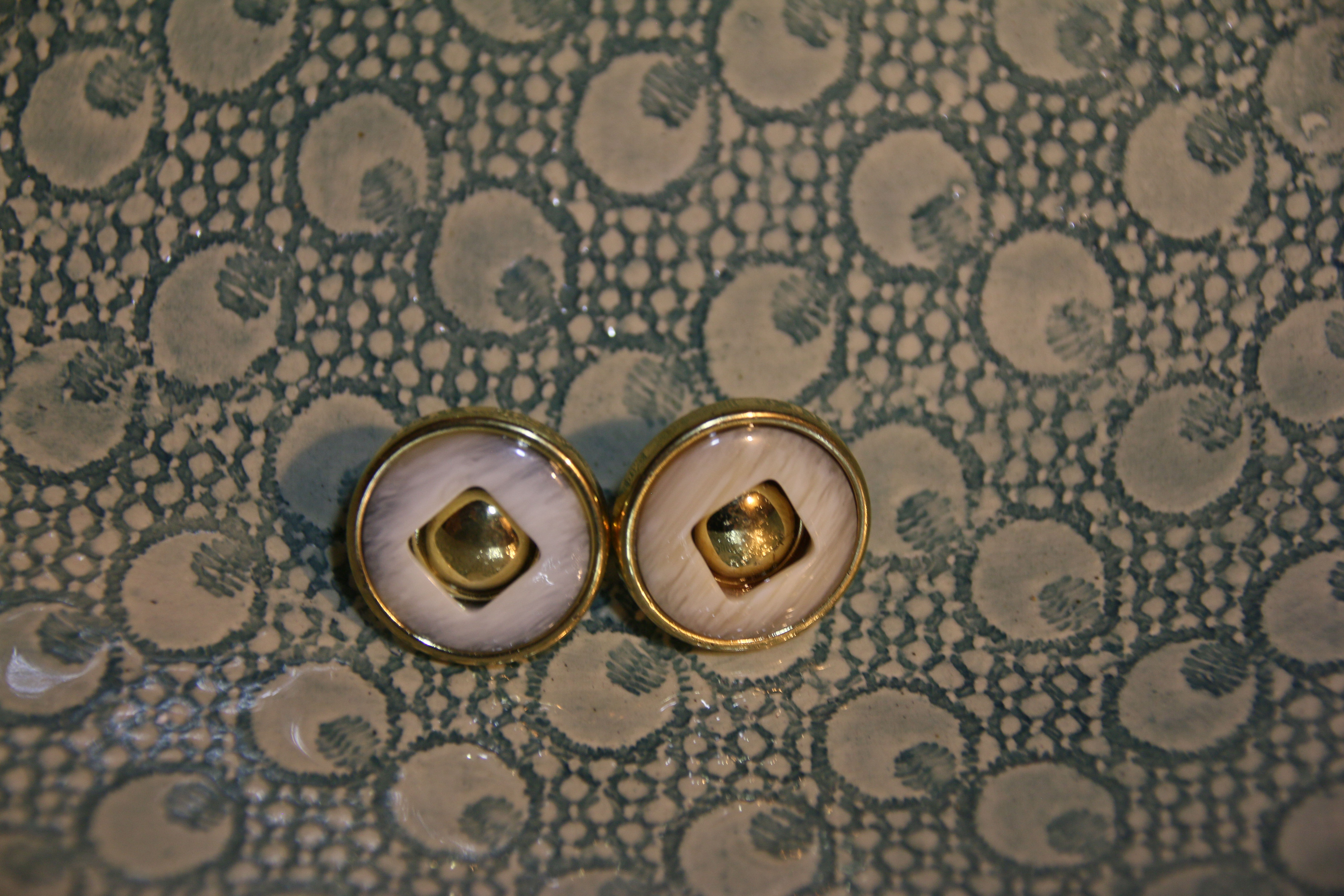 Color Button Earring