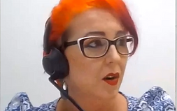 Image of a lady on an internet call
