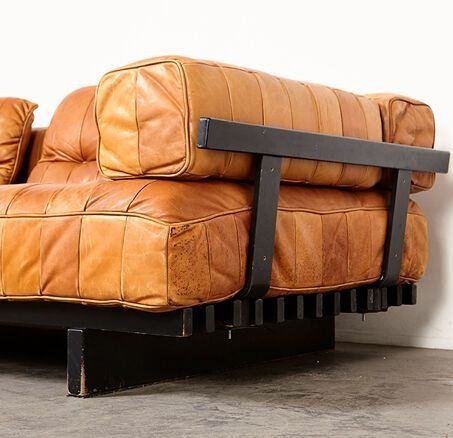 الصورة المصغرة: Vintage Daybed