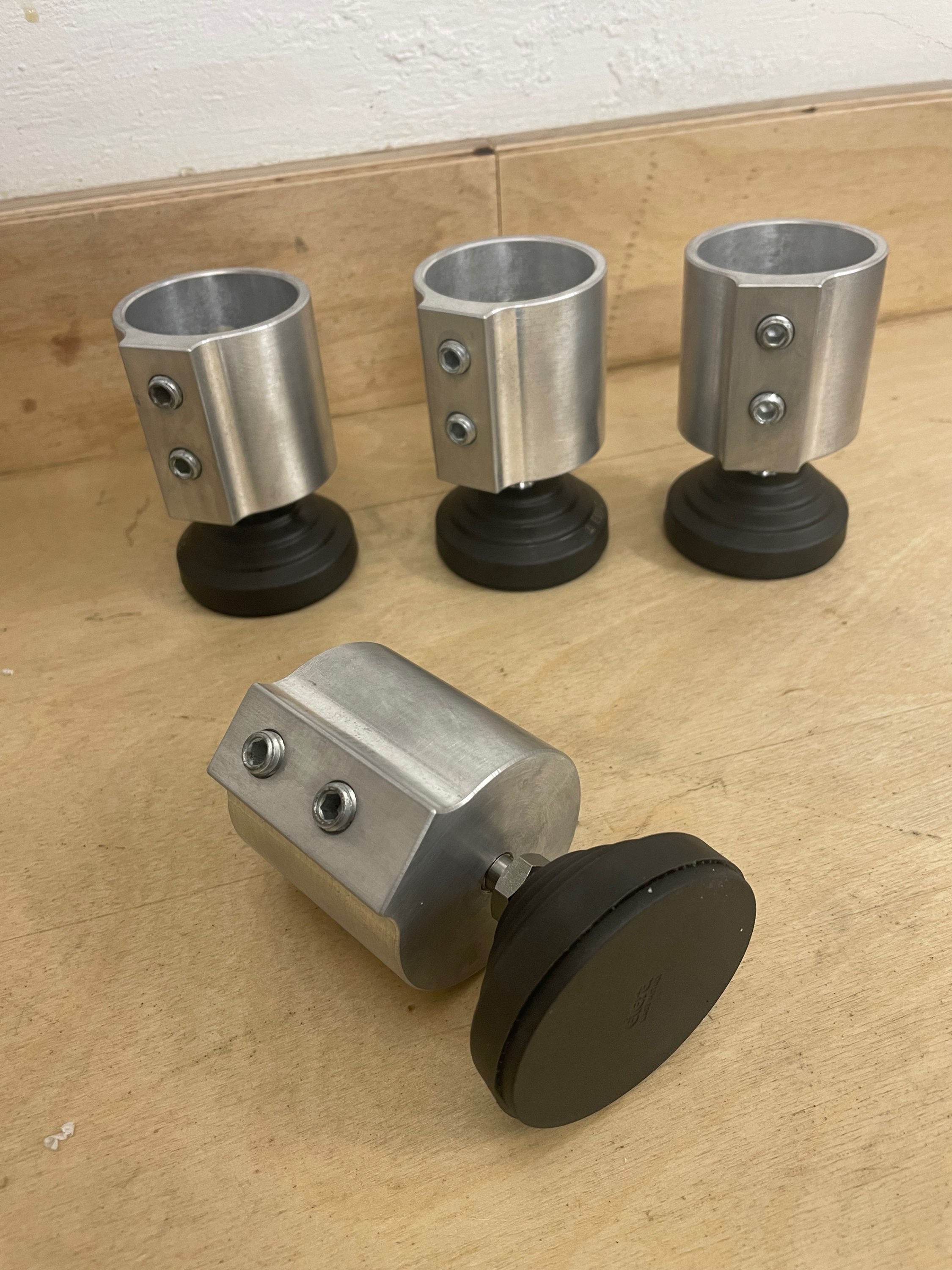 Scaff insert cups - set of 4 (stems are m10 Thead)