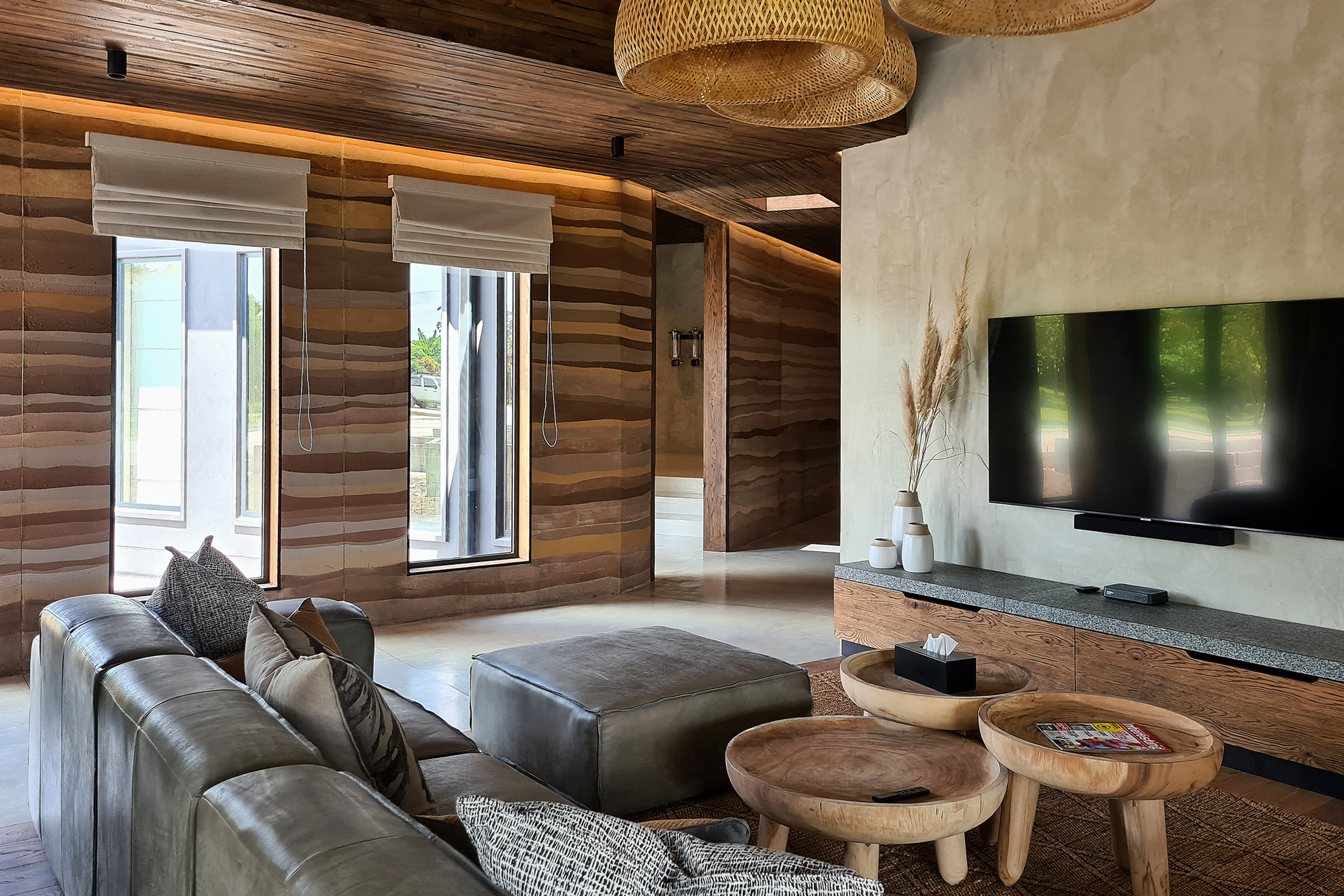 AN URBAN RETREAT | Luxury Frontiers