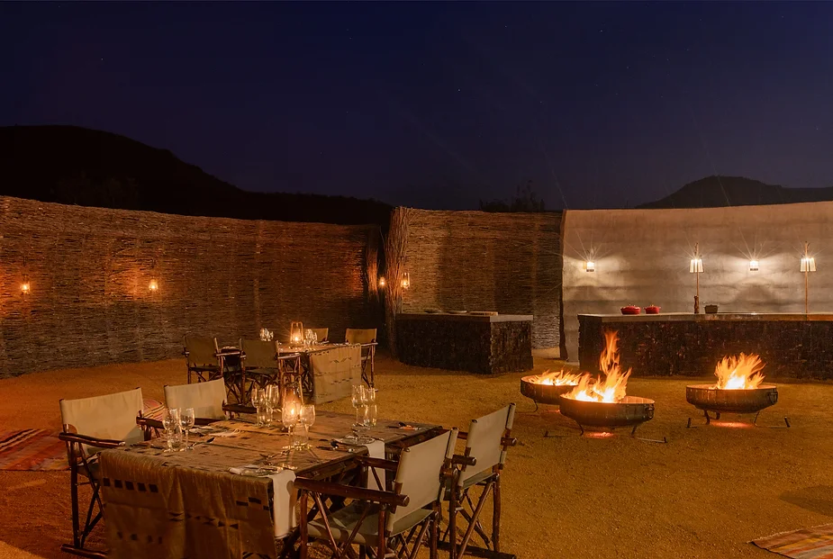 The Boma at Madwaleni River Lodge reflects the lodge's commitment to conservation and sustainability, and it embodies Luxury Frontiers’ design ethos.