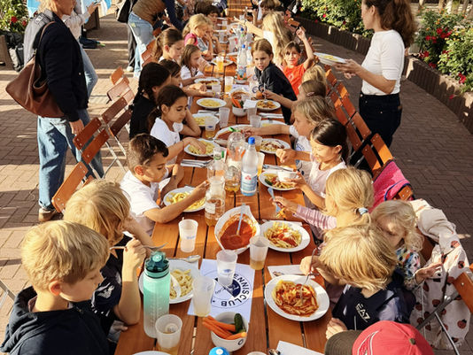 Team-Essen nach dem Training