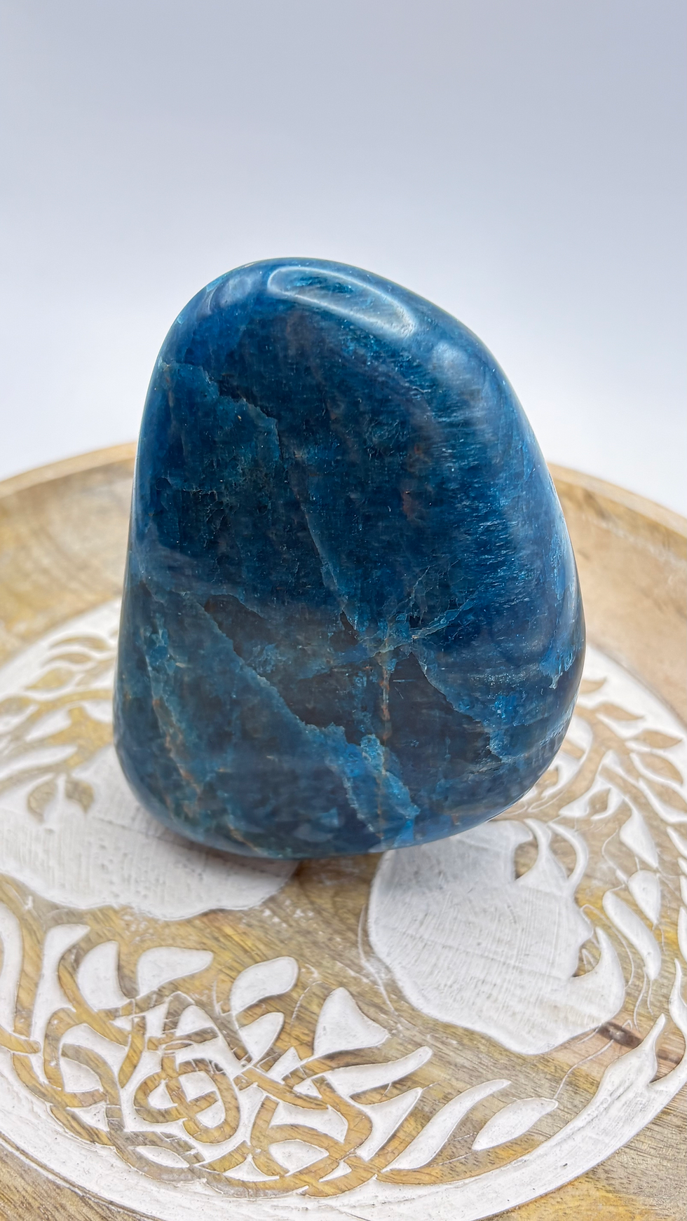 Miniature : Forme libre Apatite Bleue - 700 à 900g