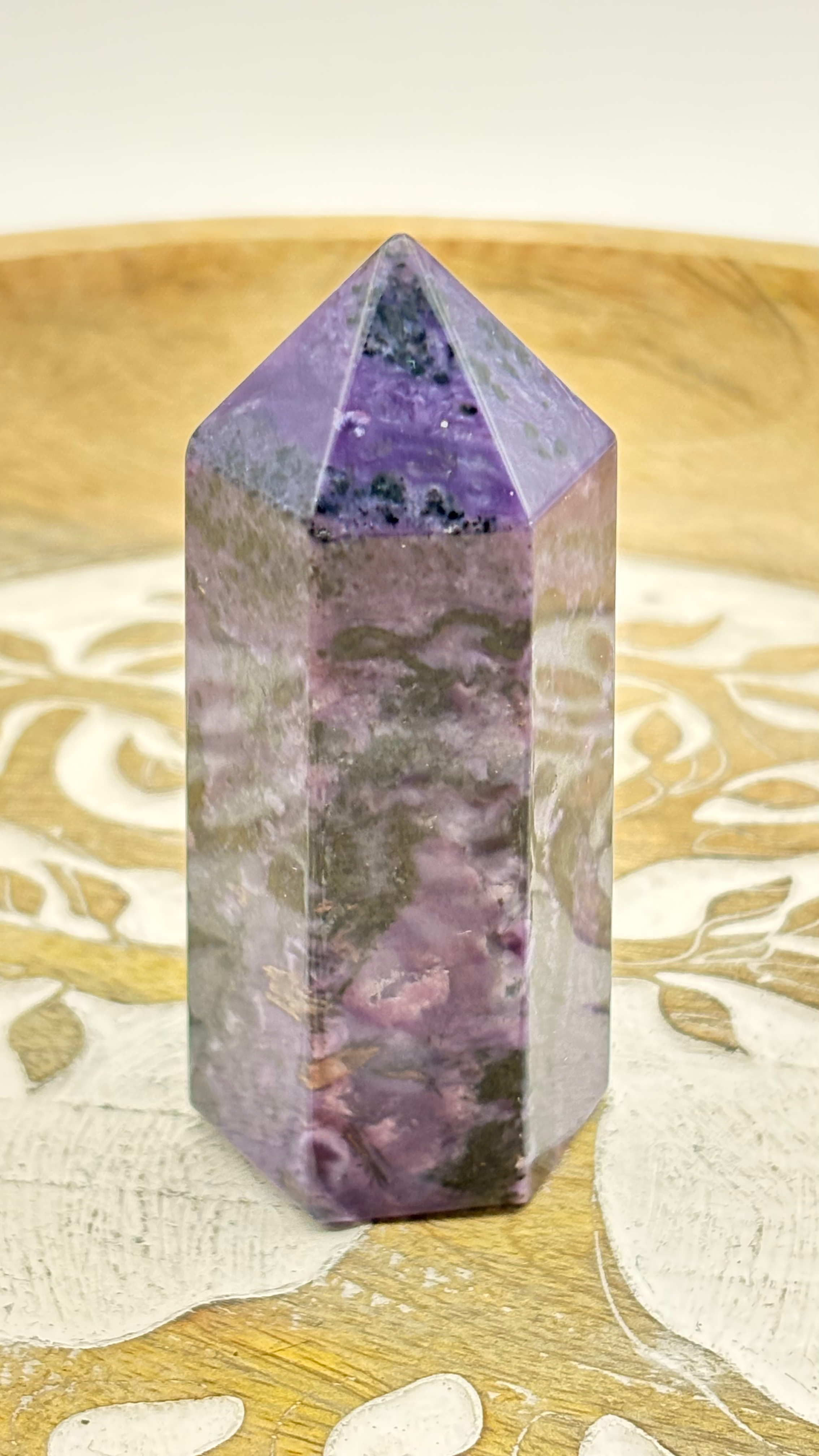 Pointe polie charoïte 90 à 100g