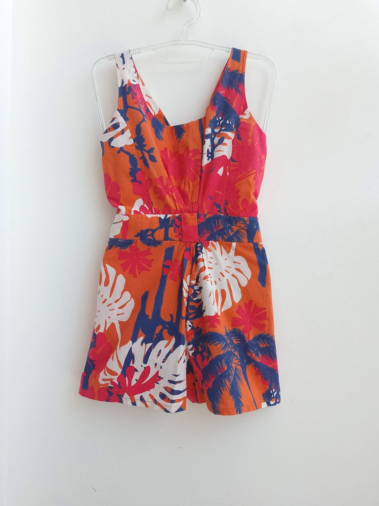 Macaquinho estampado Cecília Prado - P