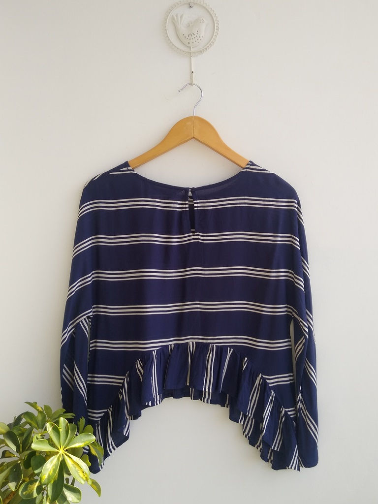 Miniaturbild: Blusa listrada marinho e branco Zara - PP