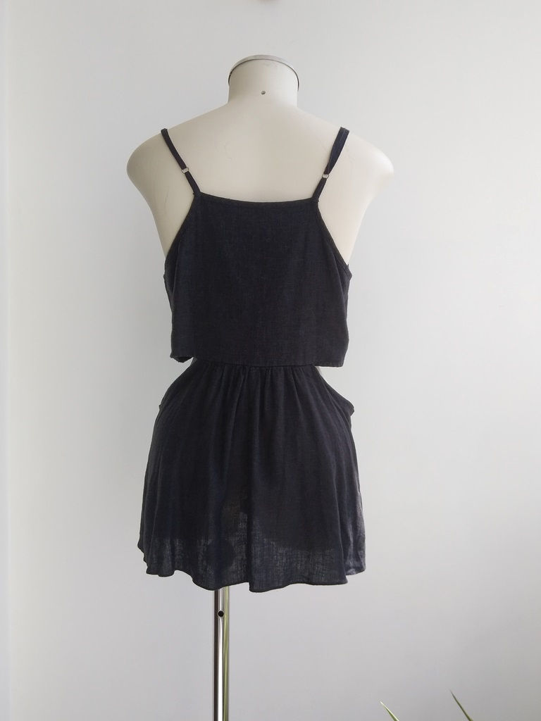 Miniaturbild: Blusa de alças vazada preta Lilly Sarti - 40