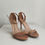 Miniatura: Sandália bege de salto alto e tira única Arezzo - 36
