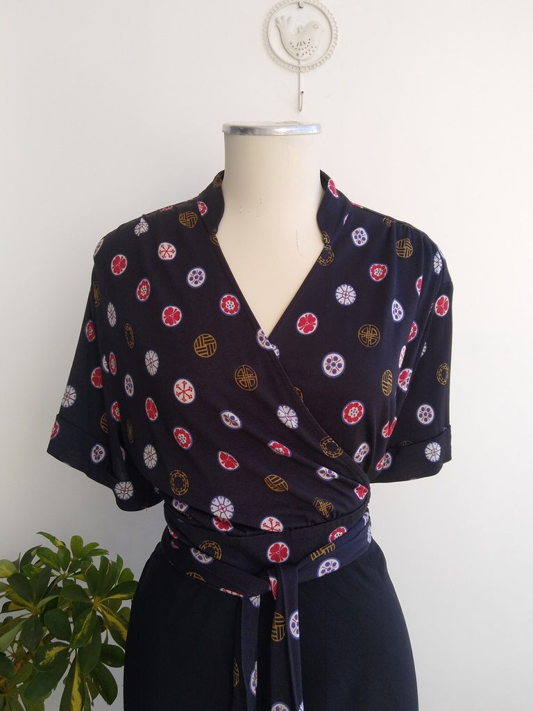 Blusa cropped preta transpassada A. Brand - M