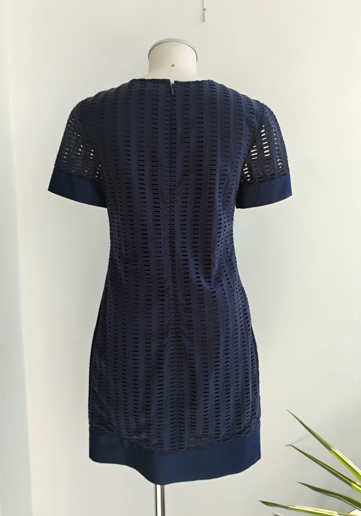 Miniatura: Vestido tubinho de laise azul-marinho Theory - PP