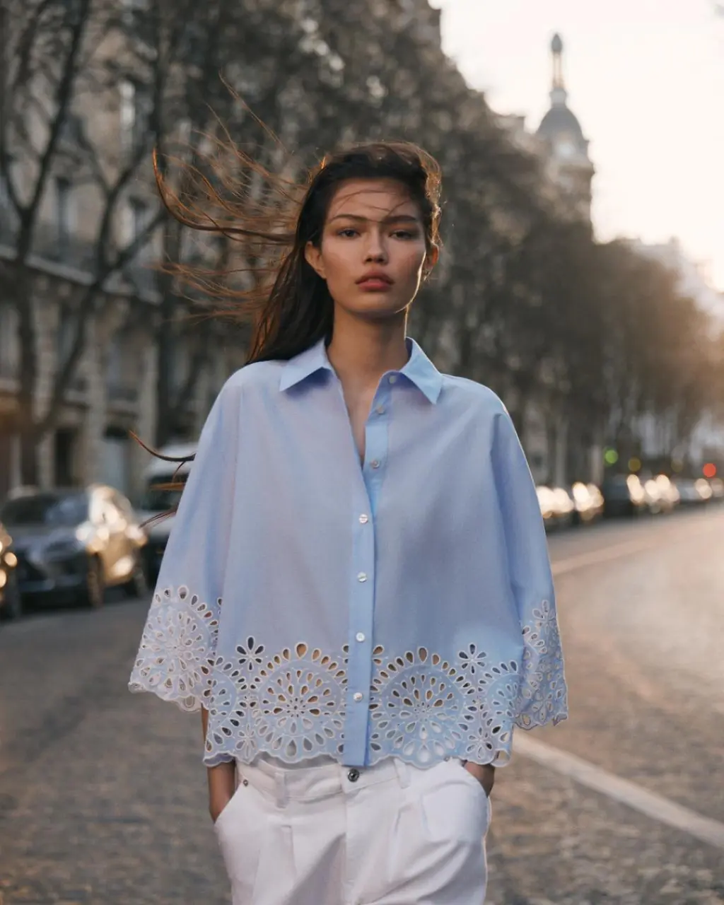 Camisa azul clara com barra em bordado inglês Zara - PP