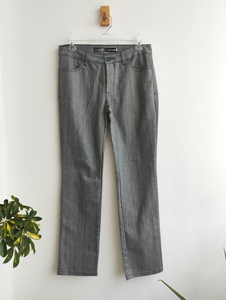 Calça jeans cinza reta Quatsi - 42