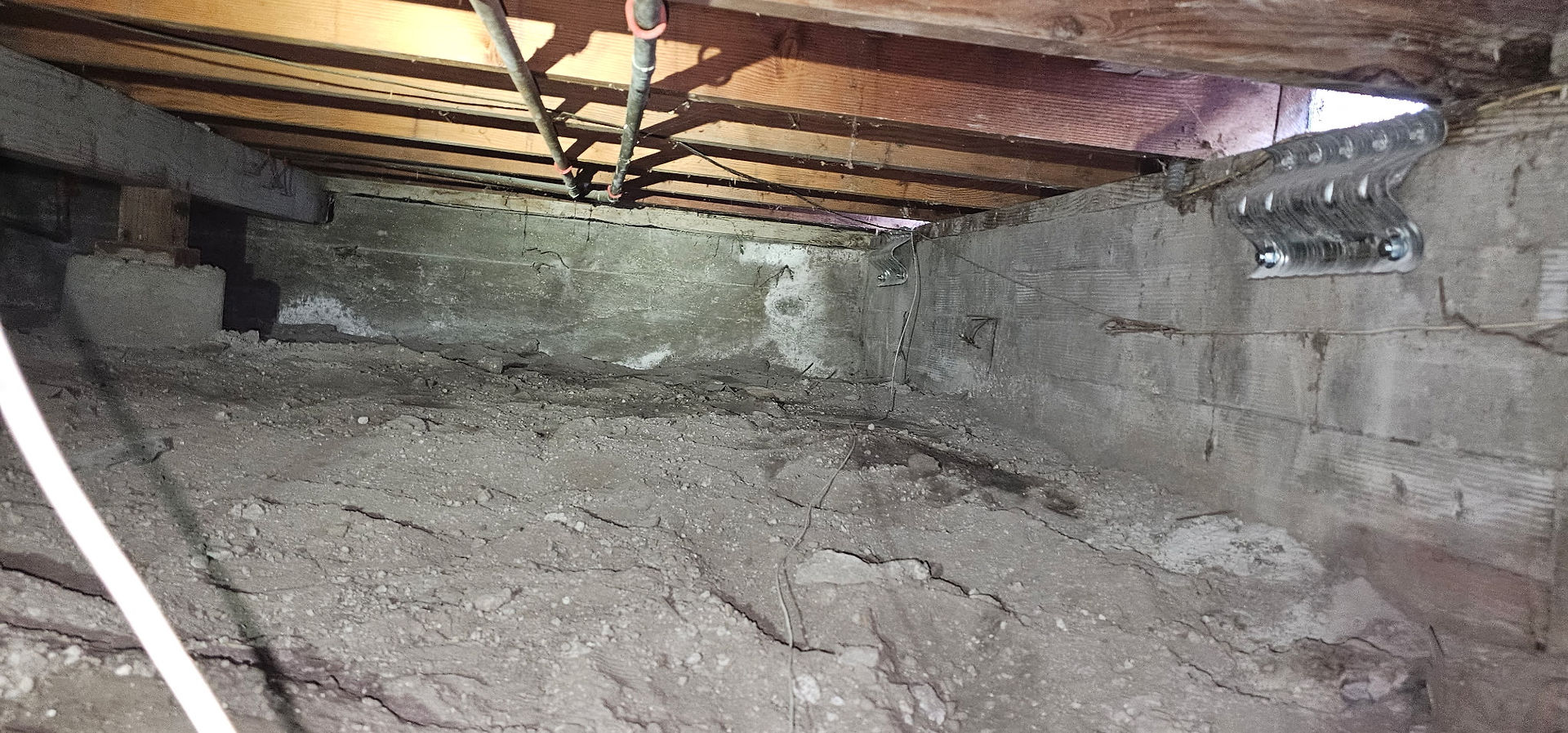 Sinai Construction, contact us, Los Angeles experts, bolt and brace, earthquake safety, foundation