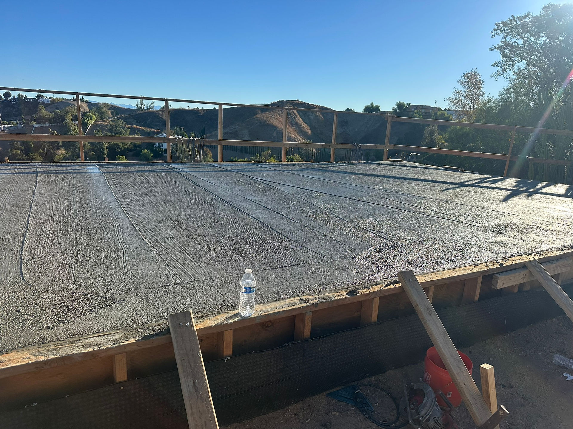 Hillside, Los Angeles, Contractors, Sinai Construction, experts, concrete needs, 