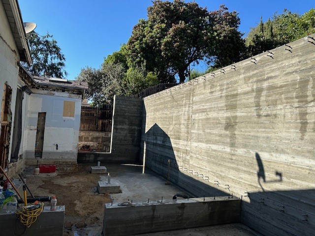 Sinai Construction, Los Angeles, Contractors, retaining wall,