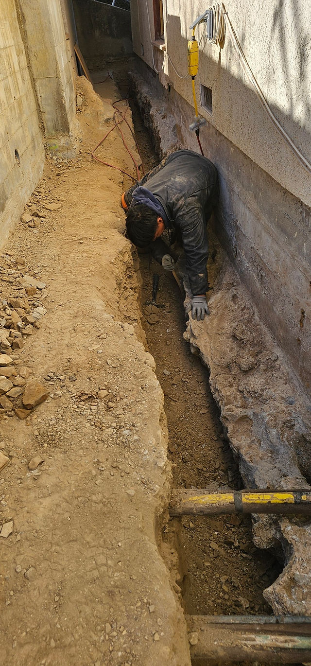 yard drainage, foundation, waterproofing, Sinai Construction, water damage, water seeping, Los Angeles, homes, experts near me,