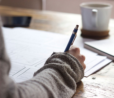 Copywriter- Lauen Hance