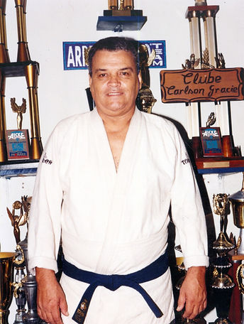 Carlson Gracie with Blue Belt