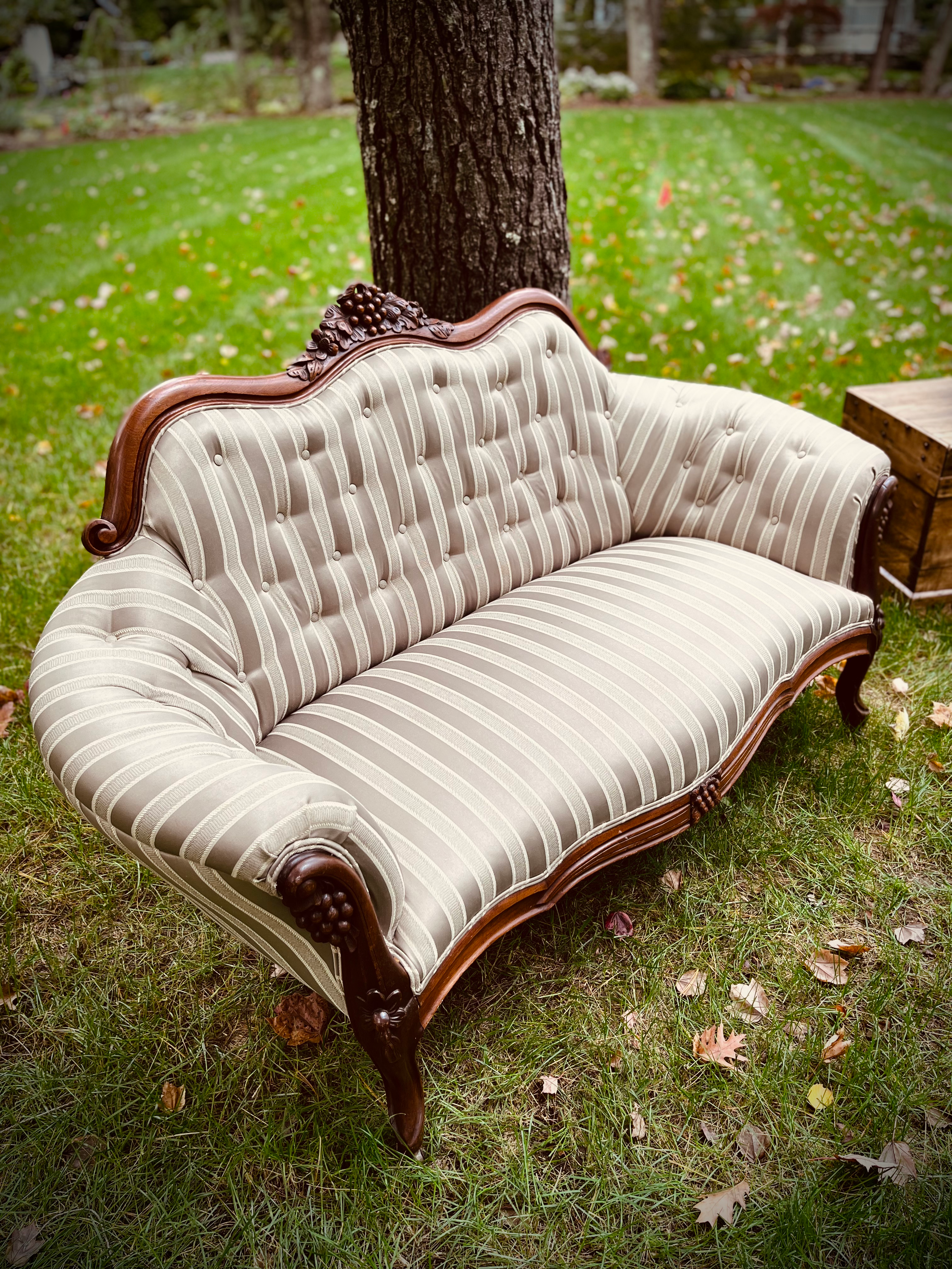 The Lottie Loveseat