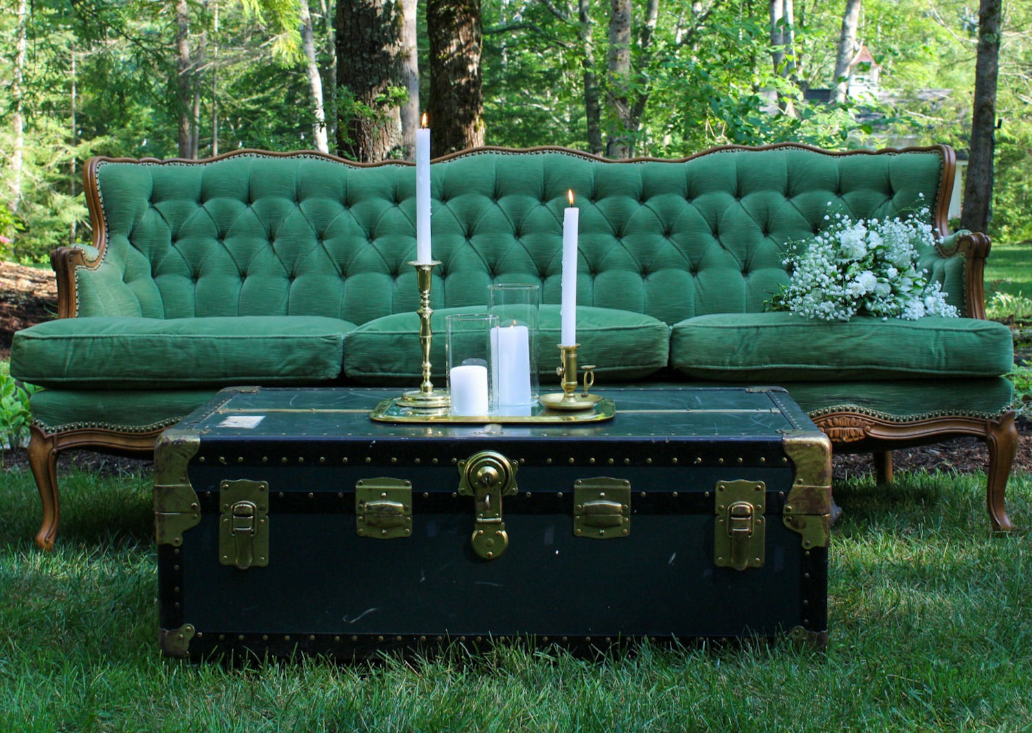 The Margot Settee