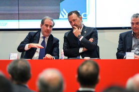 Héctor Grisi, Presidente ejecutivo de Banco Santander y Mauricio Kuri Gobernador del Estado de Queretaro en la inauguración de Distrito Santander