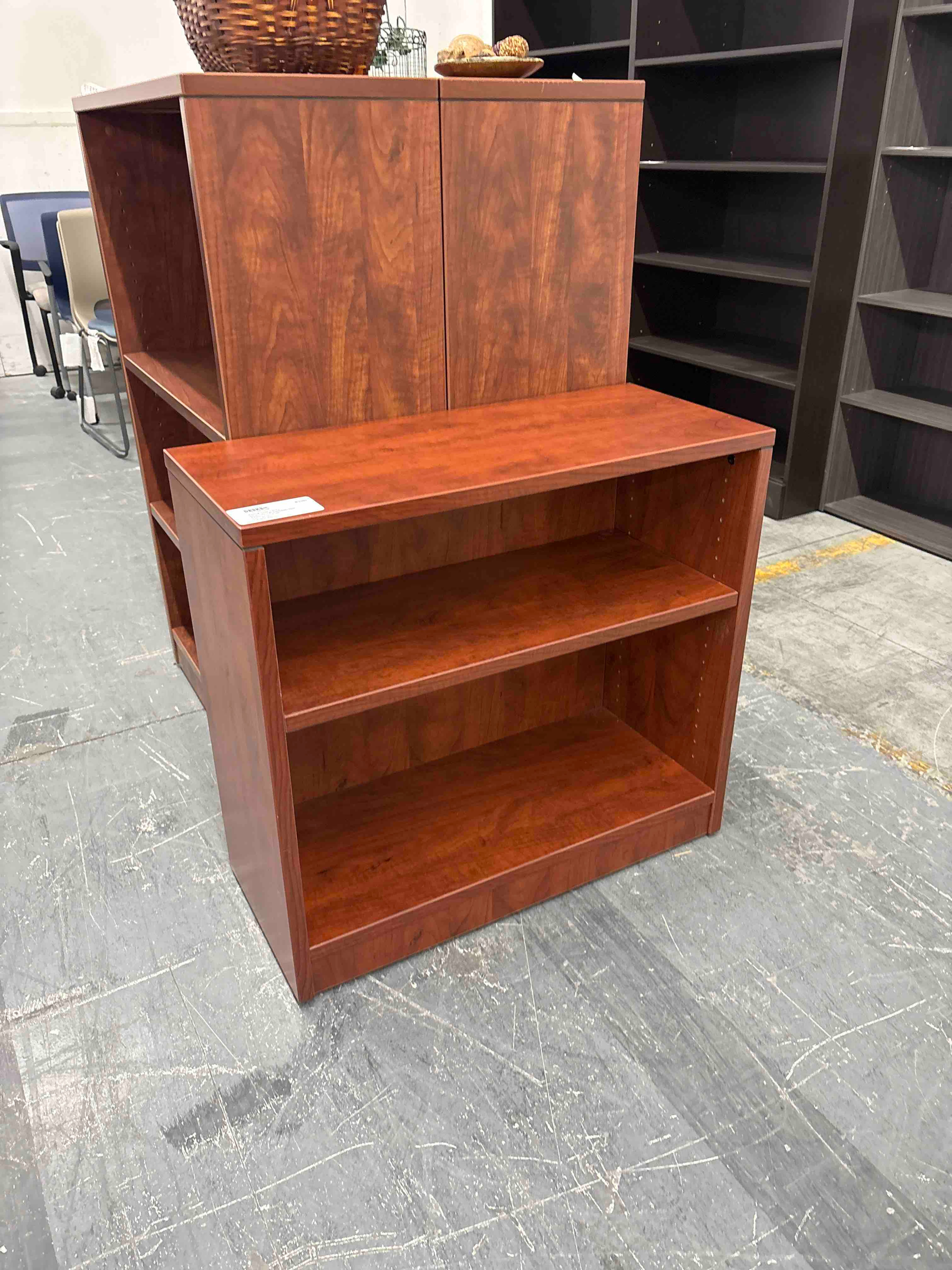 30"H BOOKCASE/ CHY