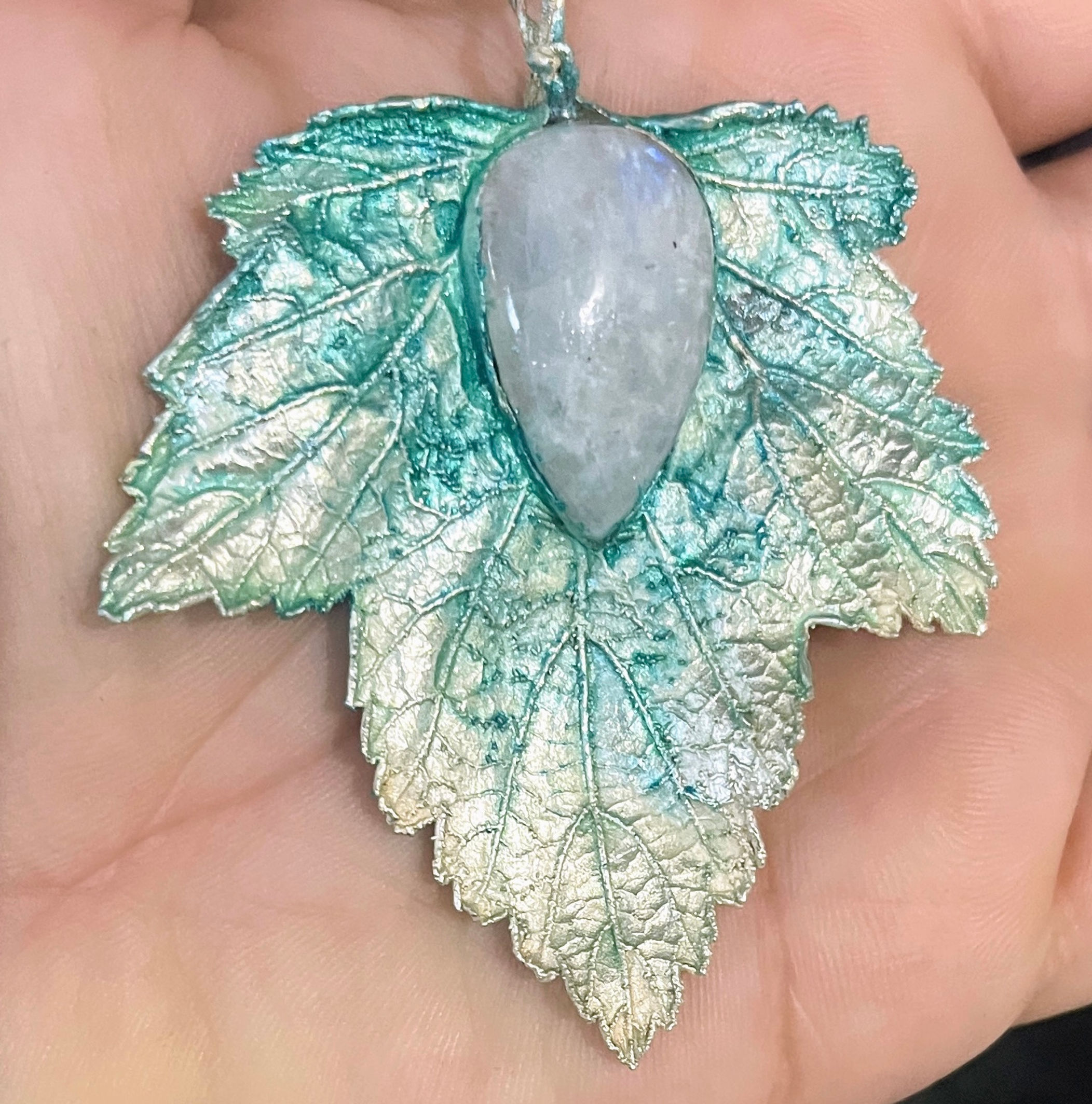 Mondamulette (Kupfer, Silber ohne Nickel oder Blei)