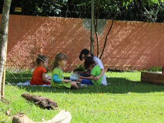 Inclusão avança nas escolas brasileiras, mas formação docente ainda é desafio estrutural